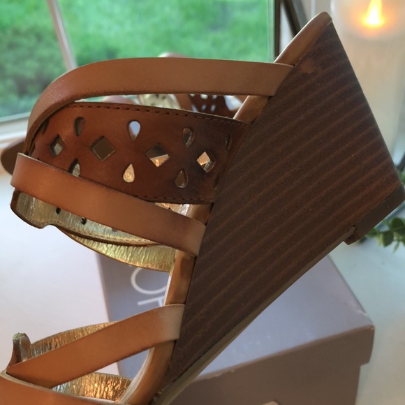 ANN TAYLOR LOFT Leather Sandals - Picture 6 of 16